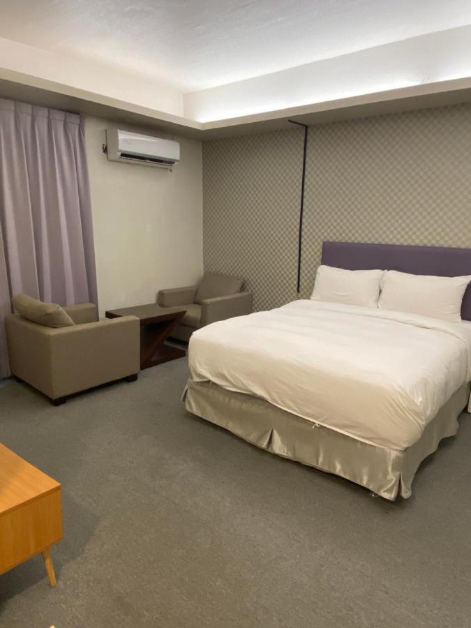 Aiyue Hotel Huwei Экстерьер фото