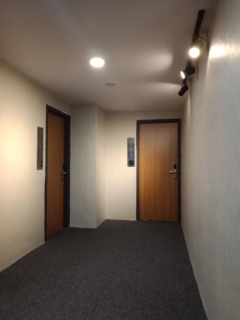 Aiyue Hotel Huwei Экстерьер фото